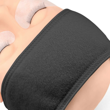 Lash mannequin met eyepatches en zwarte haarband